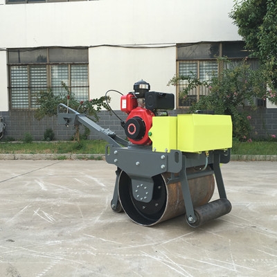 小型壓路機(jī)如何預(yù)防打滑？