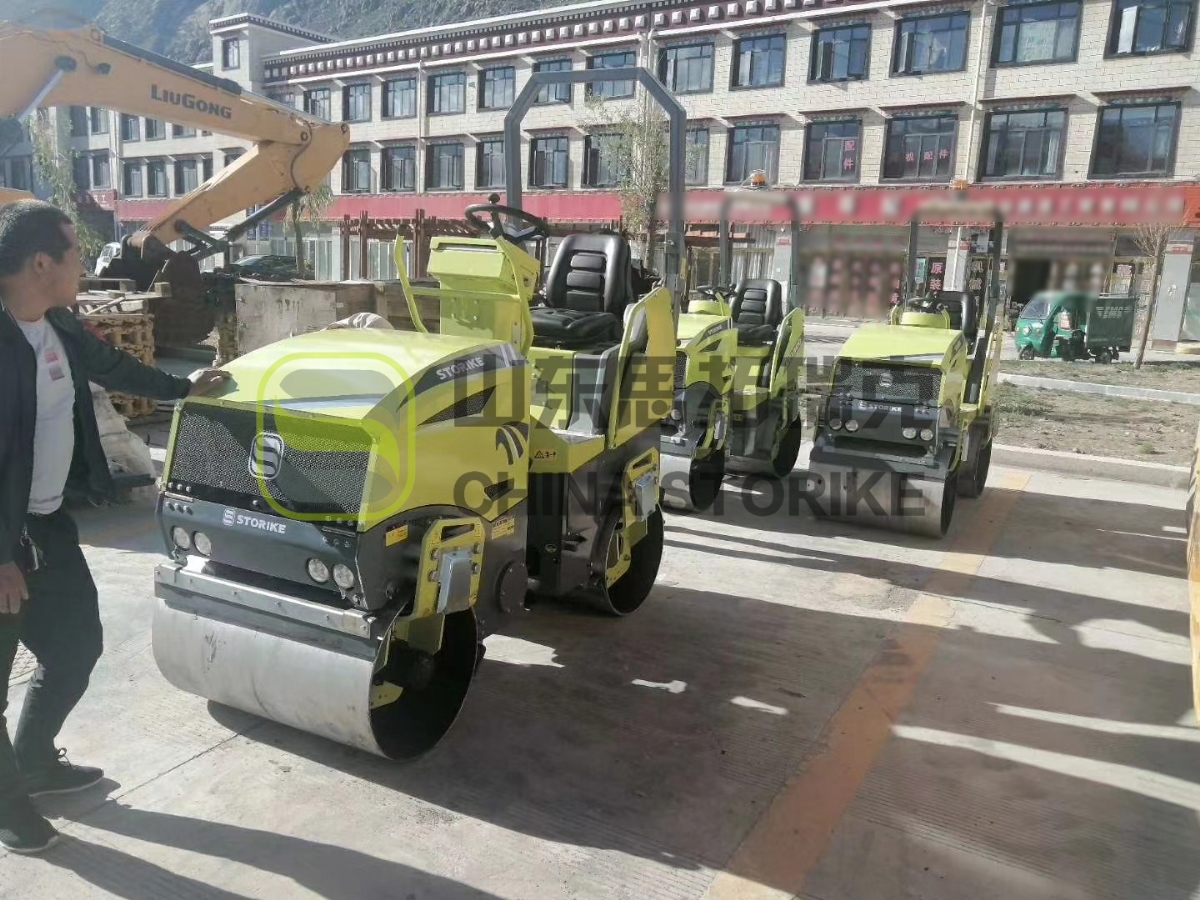 小型壓路機(jī)夏季施工“綿軟無(wú)力”?思拓瑞克告訴你問(wèn)題出在哪里